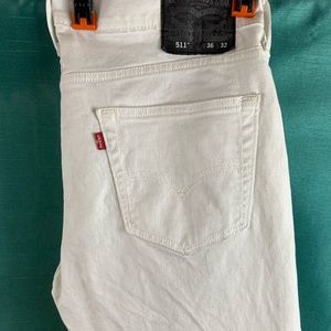 511 Slim Fit White Levi’s Jeans (W36, L32)